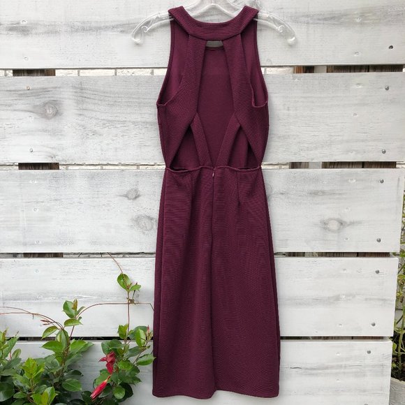 Akira Chicago Red Label Stunning Cutout Back Design - Burgundy Dress - Picture 3 of 12